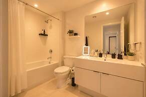 Toronto Lake Suites