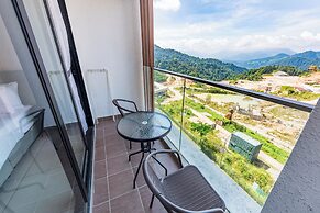 Midhills Genting by Manhattan