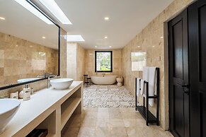 Mesari Hotel Ubud