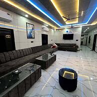 HOTEL WHITE PALACE