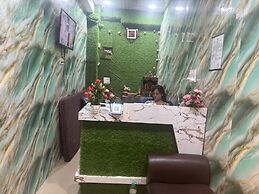Hotel Youvraj Inn
