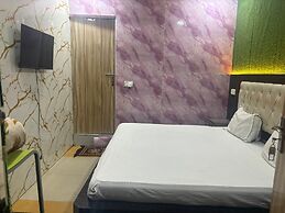 Hotel Youvraj Inn