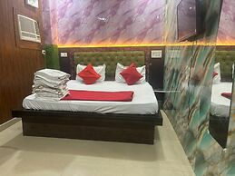 Hotel Youvraj Inn