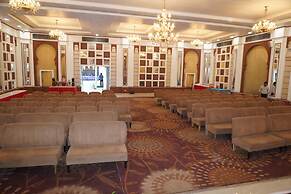 Hotel Regal By Rhytham