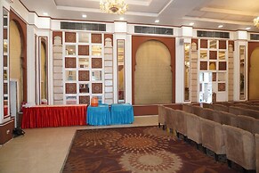 Hotel Regal By Rhytham