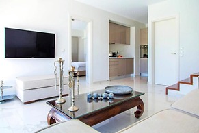Omicron & White Villas