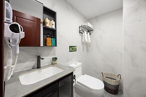 Weekend International Apartment