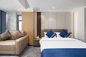Weekend International Apartment