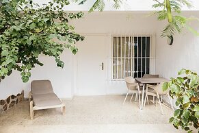 Makai Bungalows