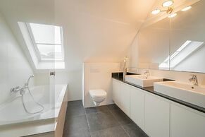 2-bedroom Apartment in Central Location
