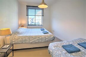 2-bedroom Apartment for 9 in Antwerp