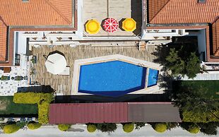 Alatrio Hotel Alaçatı