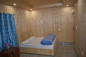 Devdaar Cottage Gangotri