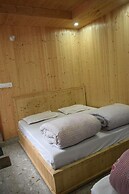 Devdaar Cottage Gangotri