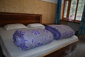 Devdaar Cottage Gangotri