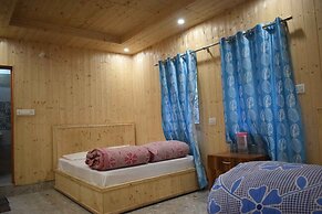 Devdaar Cottage Gangotri