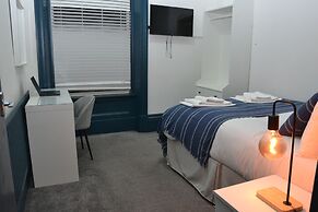 Manchester Ashton Suites