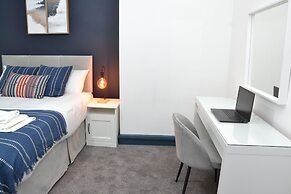 Manchester Ashton Suites