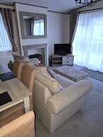 Holiday Park Home With Private Hot Tub