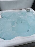 Holiday Park Home With Private Hot Tub