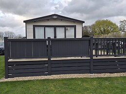 Holiday Park Home With Private Hot Tub
