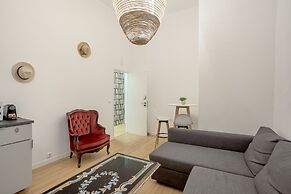 Boavista 130 Studios II by Homing