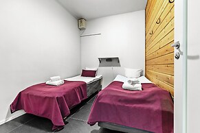 Nordic 3BR Apt next to Ski Slopes