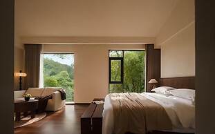 Liaoxin Valley Forest Hotel