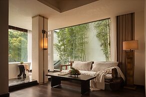 Liaoxin Valley Forest Hotel