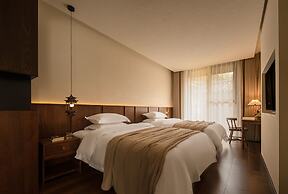 Liaoxin Valley Forest Hotel