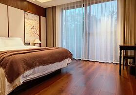 Liaoxin Valley Forest Hotel