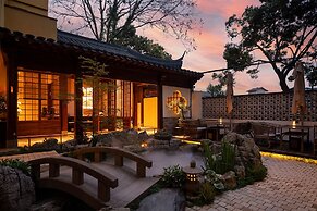 Liaoxin Valley Forest Hotel