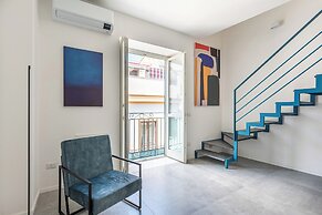 Ballarò Duplex with Terrace by Wonderful Italy