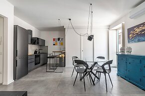 Ballarò Duplex with Terrace by Wonderful Italy