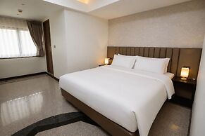 The Wang Yaowarat Hotel
