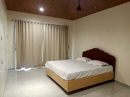 Aarambh The Creek Breeze Resort