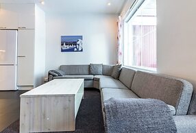 Modern 3BR Apt Next to Ski Slopes