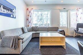 Modern 3BR Apt Next to Ski Slopes