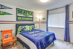 Fenced Yard & Grill! Family Haven in Port Orchard