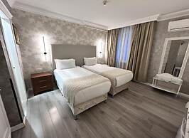 B Coner Hotel Bistro