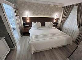 B Coner Hotel Bistro
