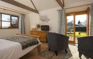 Sandhill Tamar Orchard Barn