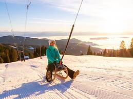 Hikers Paradise With Wellness Area