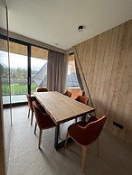 Osada Groń Luxury Villas by BQQK