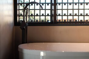 Windy Wan Gang Wind Listening Art Hotel