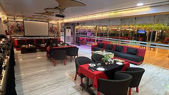 Le-Leisure Hotel