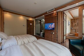 Cloudland Skystream View Designer Inn