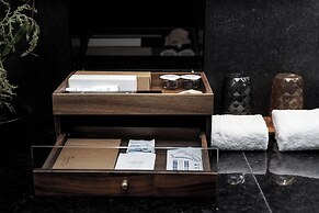 Tangting Hidden Hotel