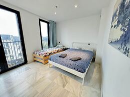 Marble Lodge 3-bedroom