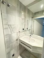 Marble Lodge 3-bedroom